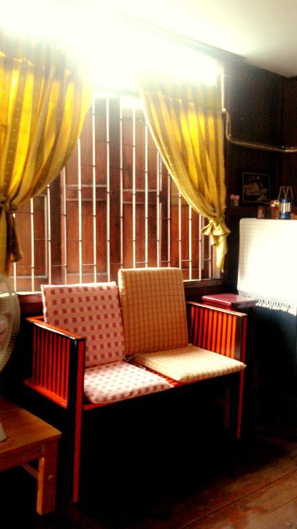 Baan Mai Guesthouse Mae Hong Son Zewnętrze zdjęcie