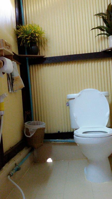 Baan Mai Guesthouse Mae Hong Son Pokój zdjęcie