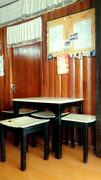 Baan Mai Guesthouse Mae Hong Son Zewnętrze zdjęcie