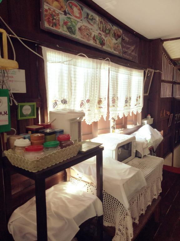 Baan Mai Guesthouse Mae Hong Son Zewnętrze zdjęcie
