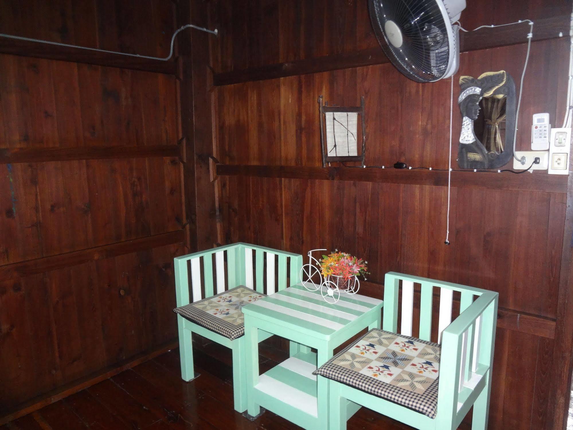 Baan Mai Guesthouse Mae Hong Son Zewnętrze zdjęcie